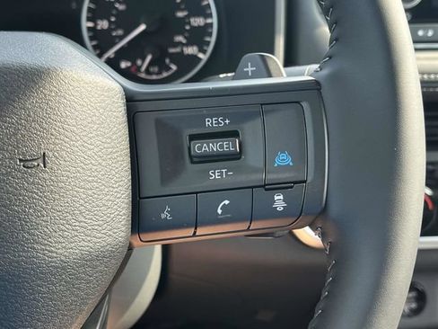 Used 2026 Nissan Rogue Dark Armor FWD image 29