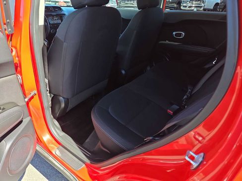 Used 2019 Kia Soul FWD image 20