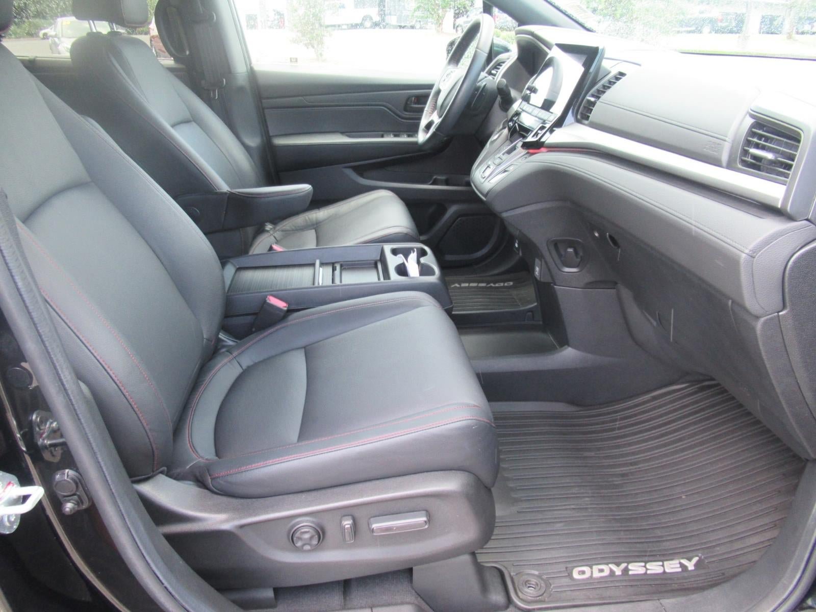 Used 2024 Honda Odyssey Sport image 10