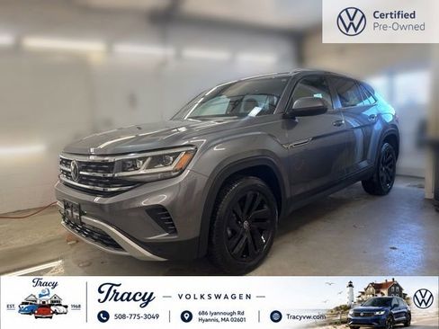 Certified 2023 Volkswagen Atlas Cross Sport SE w/ Panoramic Sunroof Package AWD/4WD image 4