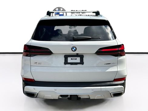 Certified 2024 BMW X5 xDrive40i w/ Parking Assistance Package image 4