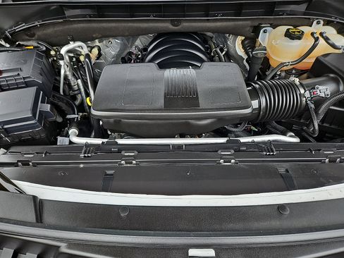 Certified 2025 Cadillac Escalade Sport Platinum AWD/4WD image 30