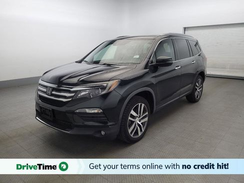 Used 2017 Honda Pilot Elite image 1