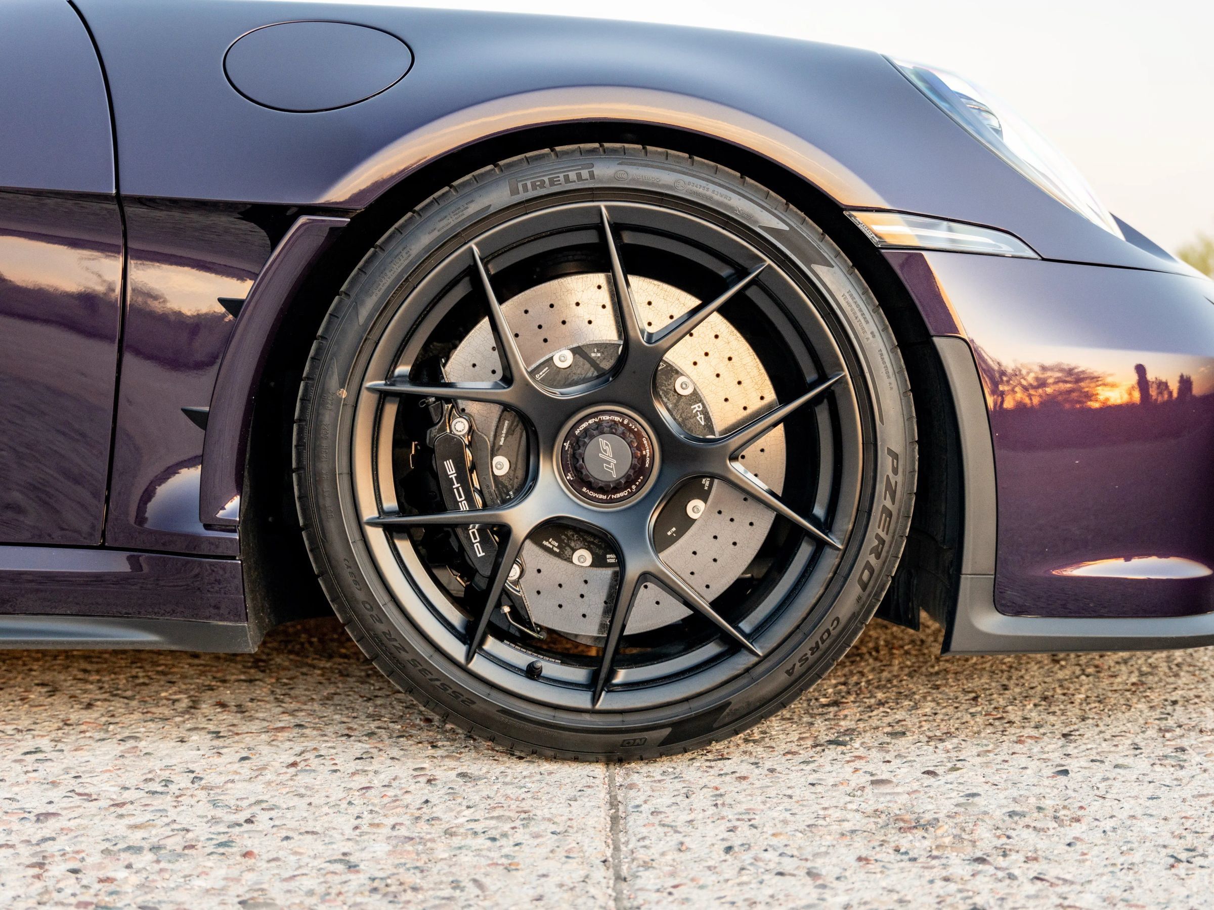 Used 2024 Porsche 911 GT3 RS RWD image 32