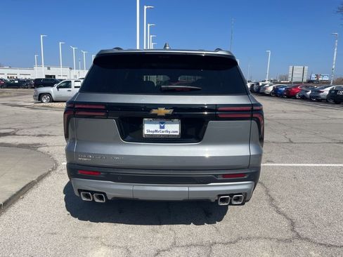 New 2026 Chevrolet Traverse LT w/ Enhanced Driving Package image 4