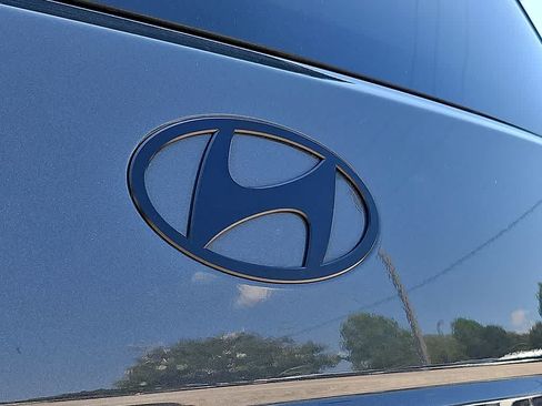 Used 2025 Hyundai Santa Fe Calligraphy AWD/4WD image 32