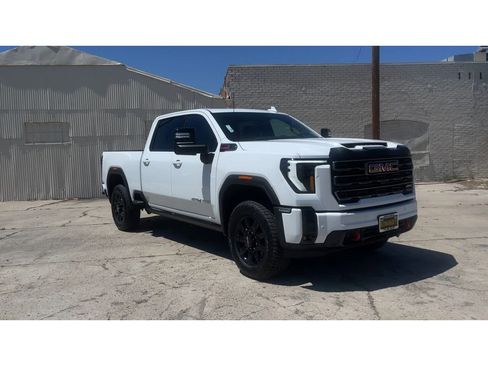 New 2026 GMC Sierra 2500 AT4 w/ AT4 Premium Plus Package AWD/4WD image 5