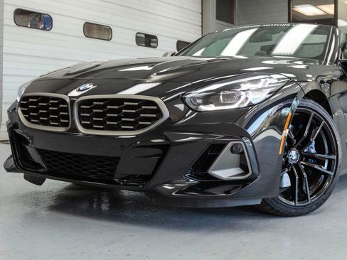 Used 2023 BMW Z4 M40i w/ Driving Assistance Package image 14