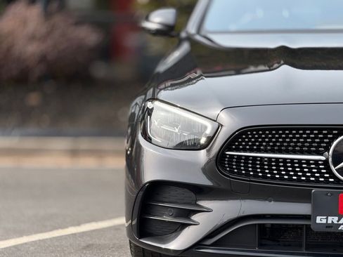 Used 2023 Mercedes-Benz E 450 E 450 image 4