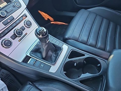 Used 2014 Volkswagen CC Sport image 15