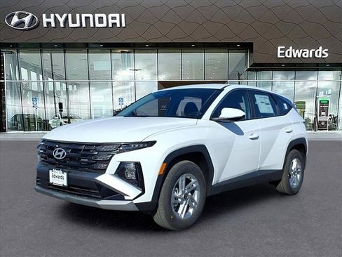 New 2026 Hyundai Tucson SE image 1