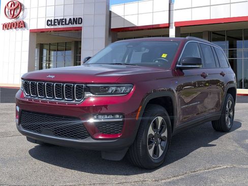 Used 2024 Jeep Grand Cherokee Limited 4xe AWD/4WD image 5