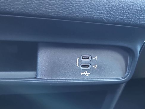 New 2026 Chrysler Pacifica Select image 29