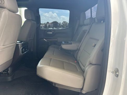 Used 2020 GMC Sierra 1500 SLT w/ SLT Convenience Package AWD/4WD image 9