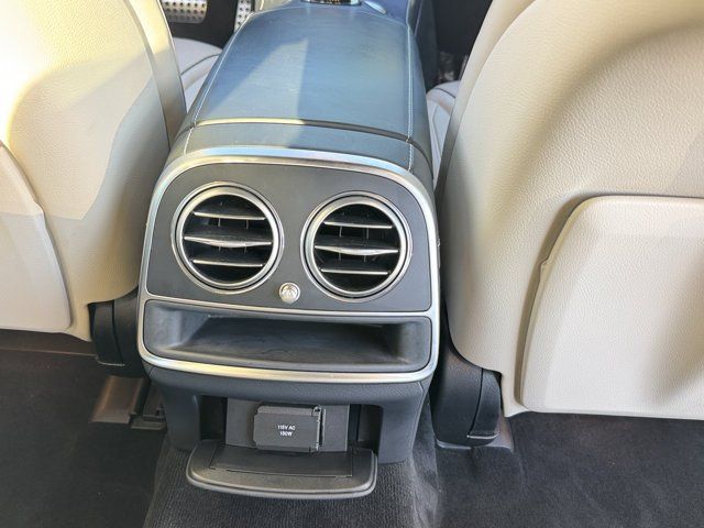 Used 2018 Mercedes-Benz S 560 Sedan image 9