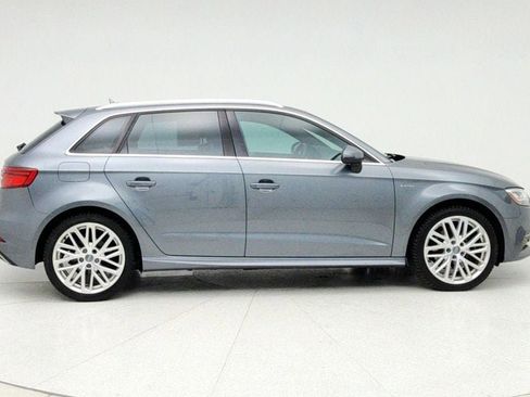Used 2018 Audi A3 e-tron Prestige w/ Prestige Package image 4