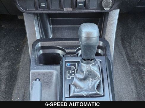 Used 2021 Toyota Tacoma SR w/ SR Convenience Package image 21