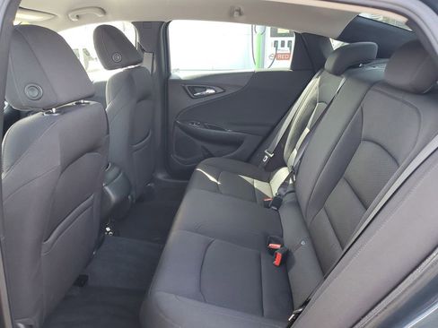 Used 2021 Chevrolet Malibu LS FWD image 28