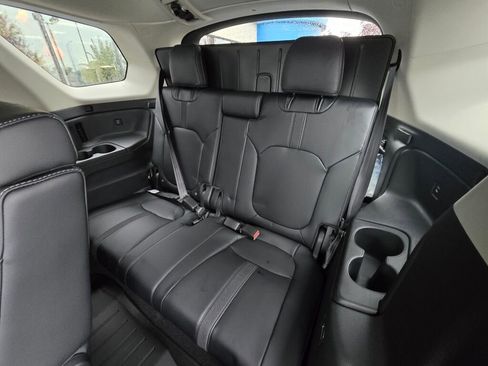 New 2025 Honda Pilot EX-L image 13