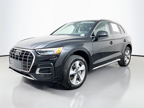 Used 2024 Audi Q5 2.0T Premium image 3