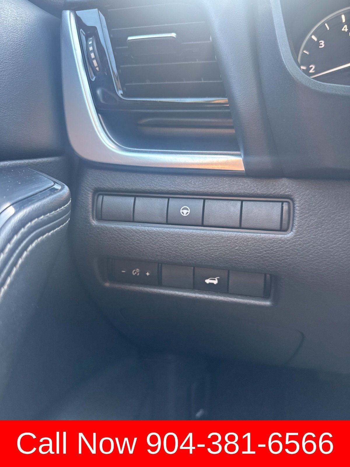Used 2021 Nissan Rogue SV w/ Premium Package FWD image 19