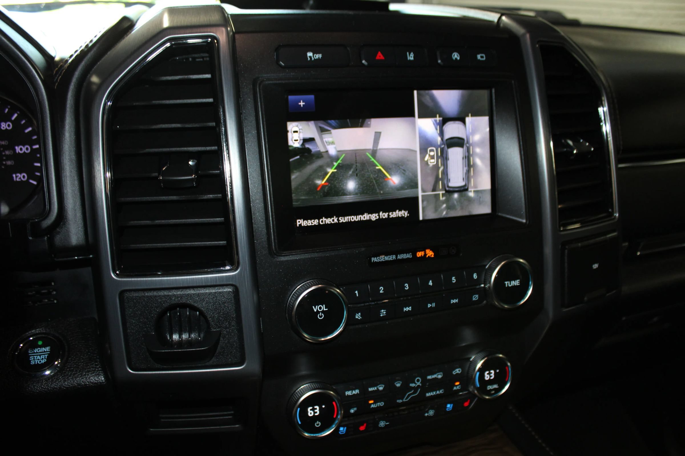 Used 2020 Ford Expedition Platinum RWD image 19