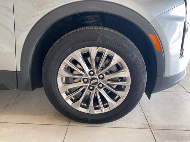 Used 2025 Cadillac XT4 Premium Luxury AWD/4WD image 4