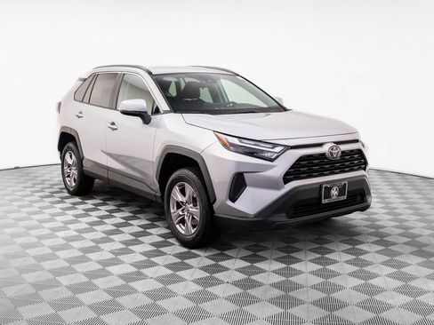 Used 2024 Toyota RAV4 XLE image 7