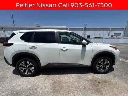 Certified 2023 Nissan Rogue SV FWD image 2