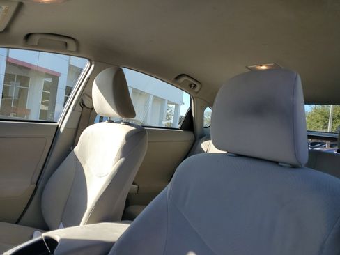 Used 2015 Toyota Prius Two image 22