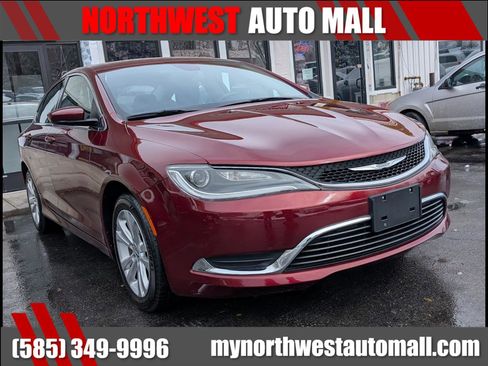 Used 2015 Chrysler 200 Limited w/ Convenience Group image 1