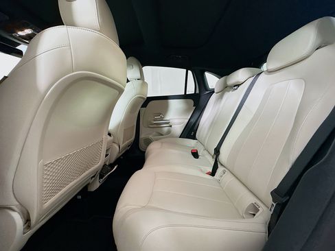 Used 2025 Mercedes-Benz GLA 250 image 28