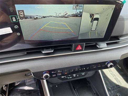 New 2026 Kia Carnival SX image 10