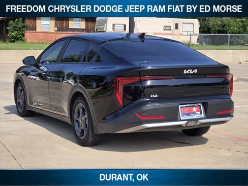 Used 2025 Kia K4 FWD image 4