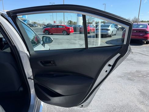 Used 2024 Toyota Corolla LE image 12