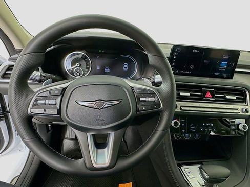 Certified 2026 Genesis G70 2.5T RWD image 10