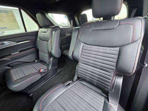 New 2026 Ford Explorer ST-Line image 43