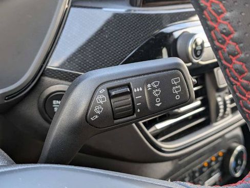 Certified 2025 Ford Escape ST-Line Select AWD/4WD image 27