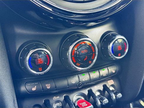 Used 2019 MINI Cooper S w/ Premium Package FWD image 16