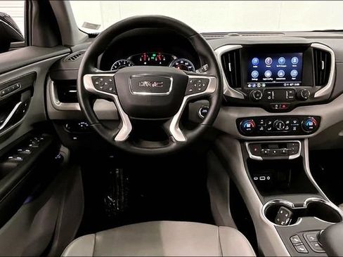 Used 2024 GMC Terrain SLT AWD/4WD image 6