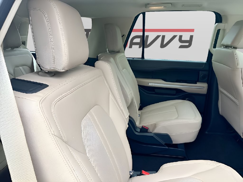 Used 2024 Ford Expedition Limited RWD image 30