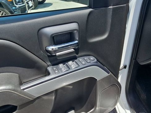 Used 2018 Chevrolet Silverado 1500 LT w/ All Star Edition AWD/4WD image 11
