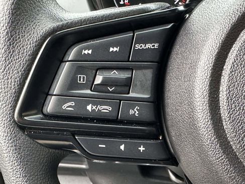 Used 2025 Subaru Crosstrek 2.0i Premium image 21