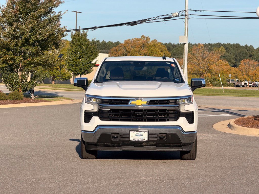 Used 2026 Chevrolet Silverado 1500 LT AWD/4WD image 2