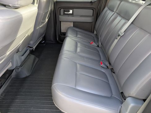 Used 2012 Ford F150 XLT w/ XLT Chrome Pkg image 11