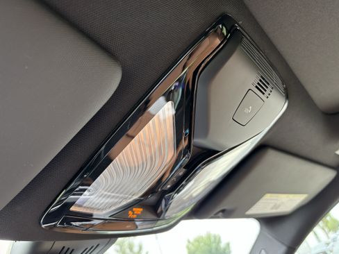 Used 2023 BMW i4 eDrive35 w/ Premium Package RWD image 28
