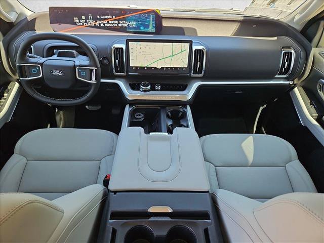 New 2027 Ford Expedition Platinum w/ Driver's Package RWD image 15
