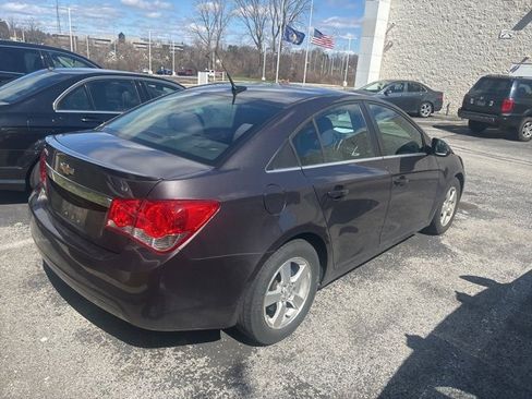 Used 2013 Chevrolet Cruze LT w/ All-Star Edition image 4