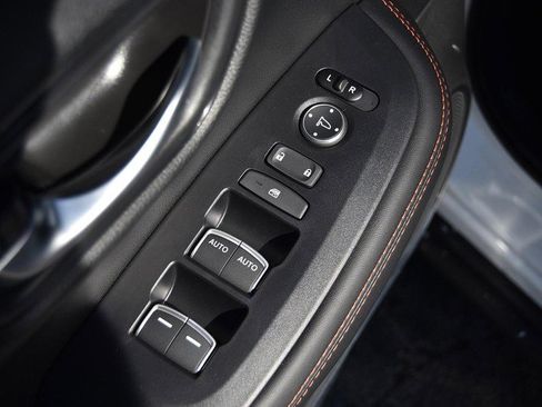 New 2026 Honda HR-V Sport image 8