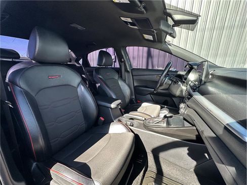 Used 2020 Kia Forte GT image 4